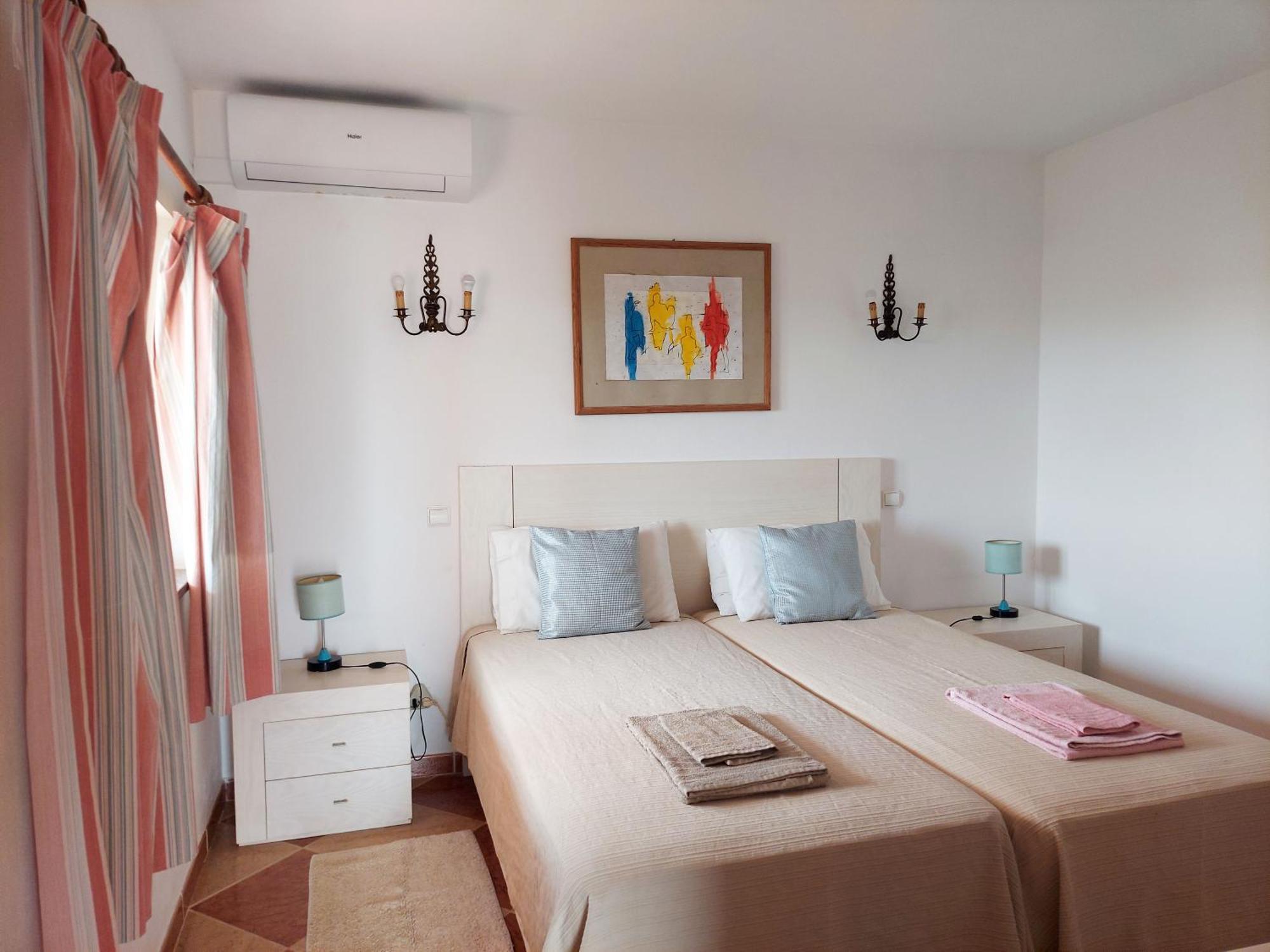 Vivenda Os Silvas Hotel Odiaxere Room photo
